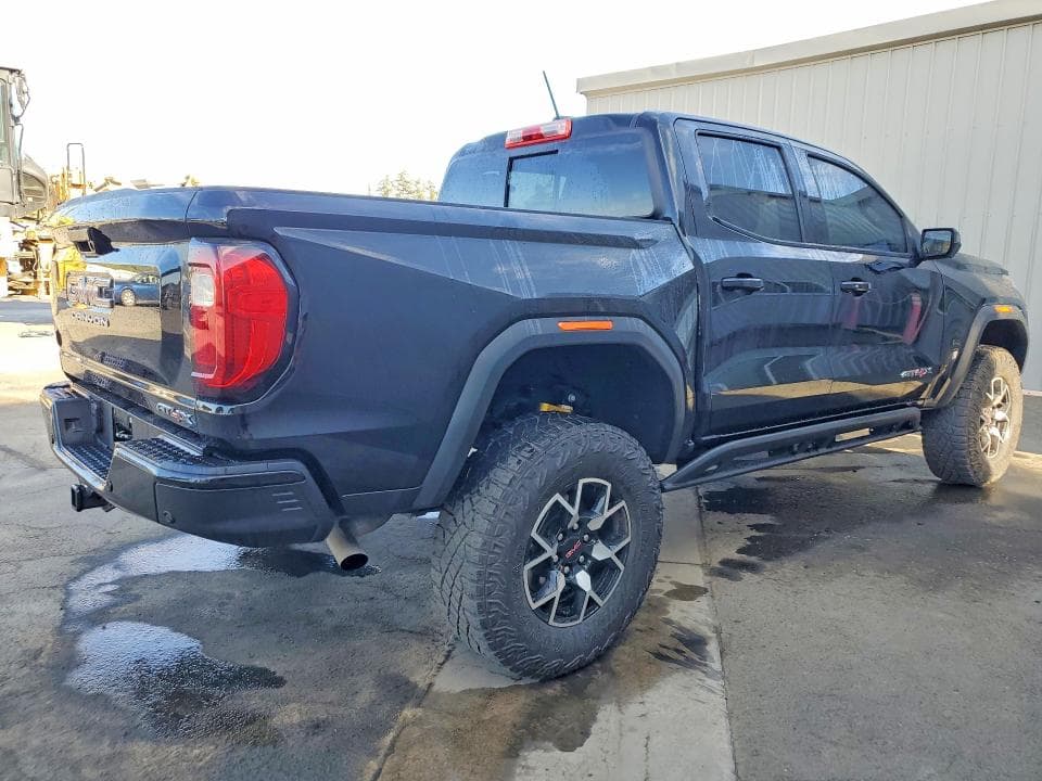 2024 GMC CANYON AT4X 3