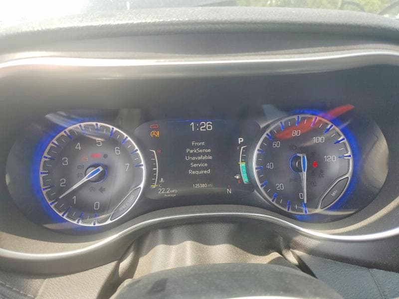 2020 CHRYSLER PACIFICA LIMITED 9