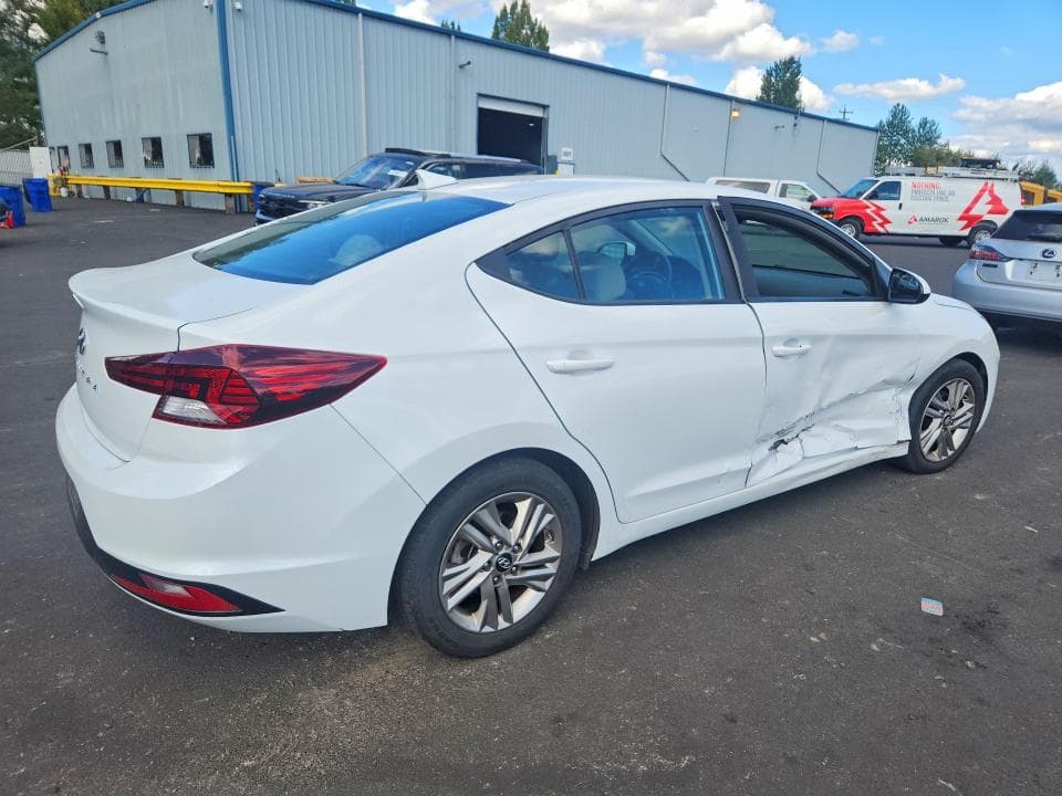 2019 HYUNDAI ELANTRA SEL 3