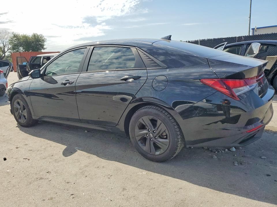 2021 HYUNDAI ELANTRA SEL 2