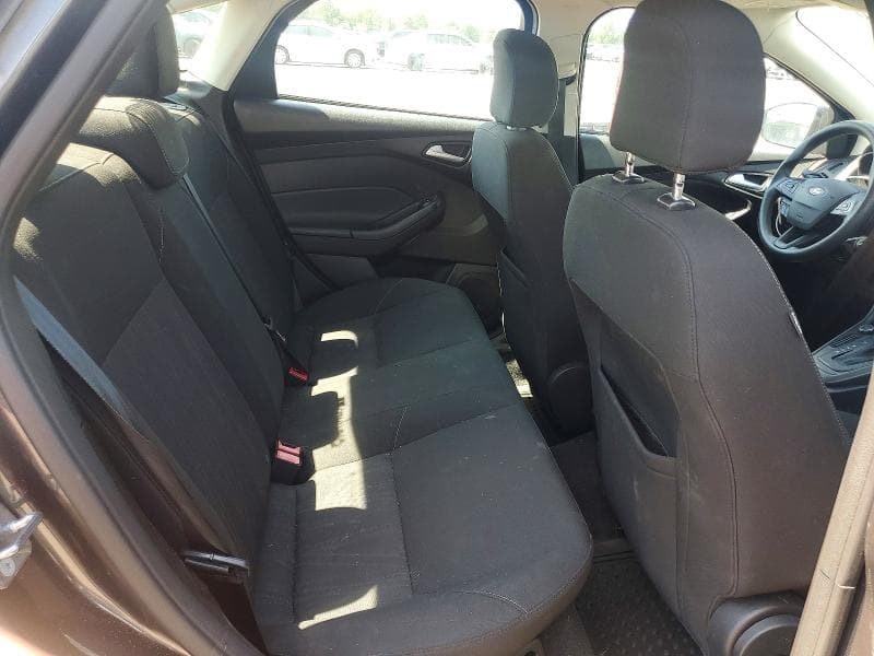 2017 FORD FOCUS SEL 10