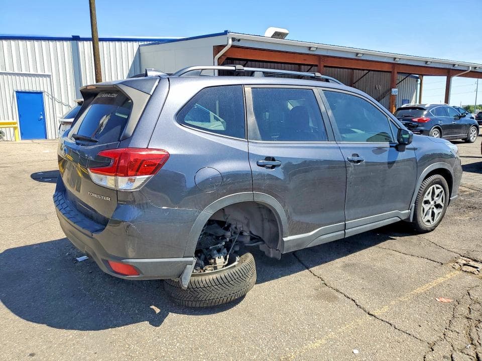2019 SUBARU FORESTER PREMIUM 3