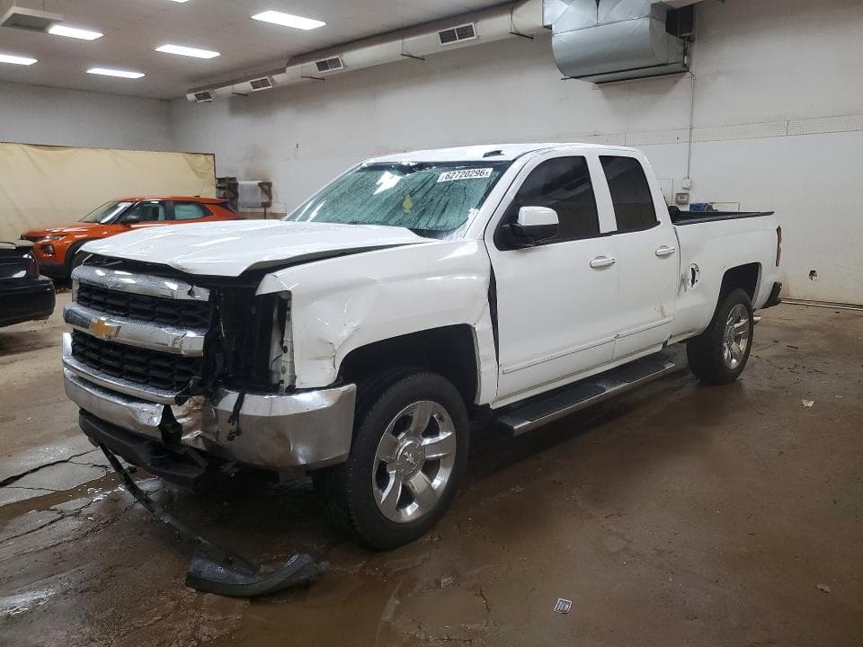 2019 CHEVROLET SILVERADO LD K1500 LT - 1