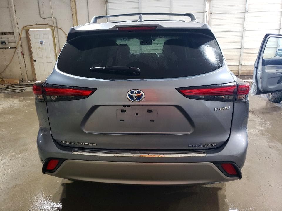 2021 TOYOTA HIGHLANDER HYBRID PLATINUM 6