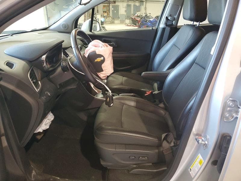 2022 CHEVROLET TRAX 1LT 7
