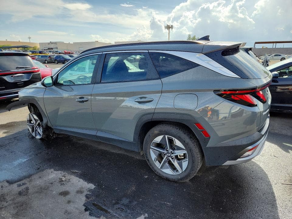 2026 HYUNDAI TUCSON SEL 2