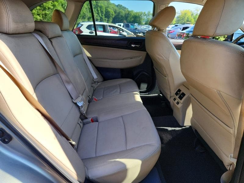 2017 SUBARU OUTBACK 3.6R LIMITED 10