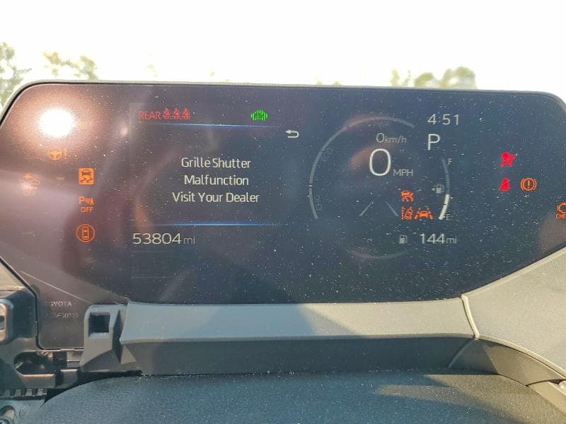 2024 TOYOTA PRIUS XLE 9