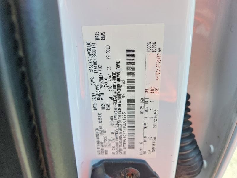 2017 FORD F150 SUPERCREW 12