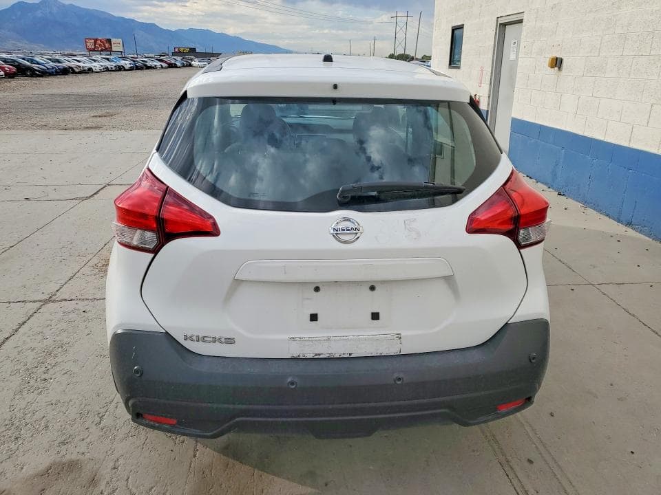 2020 NISSAN KICKS S 6