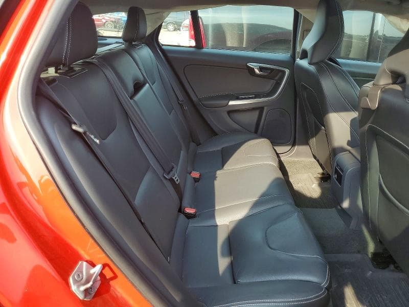 2018 VOLVO V60 T5 DYNAMIC 10