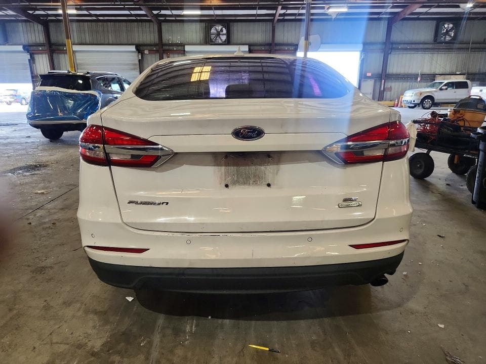 2019 FORD FUSION SE 6
