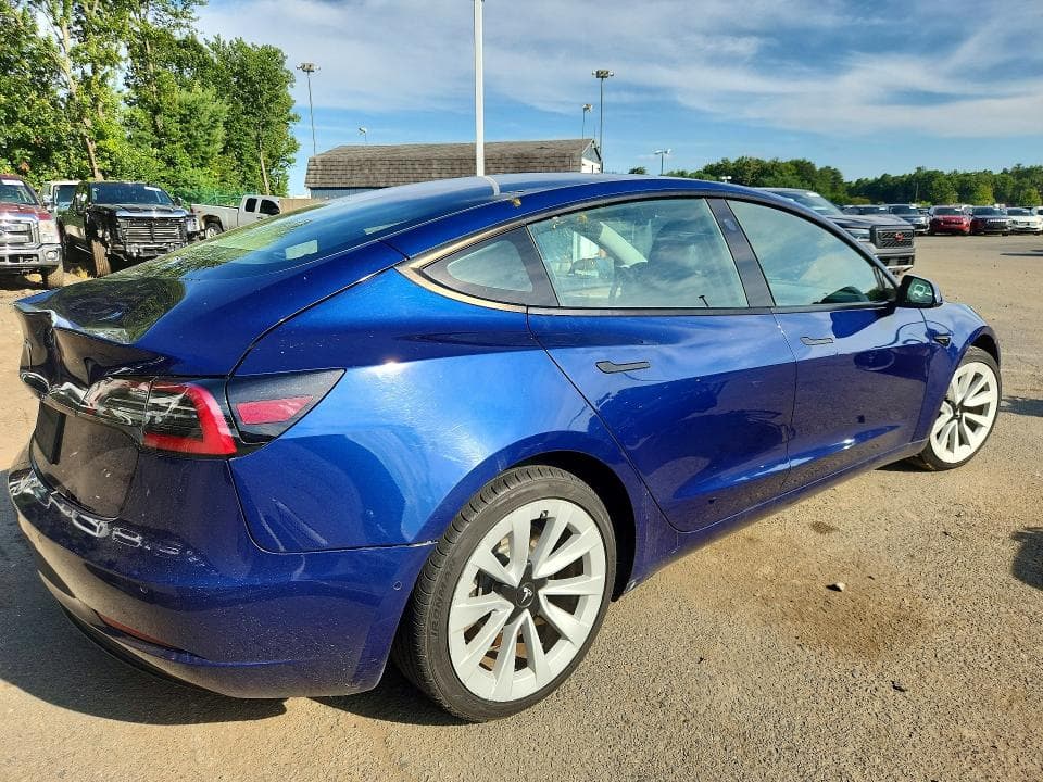 2022 TESLA MODEL 3 3