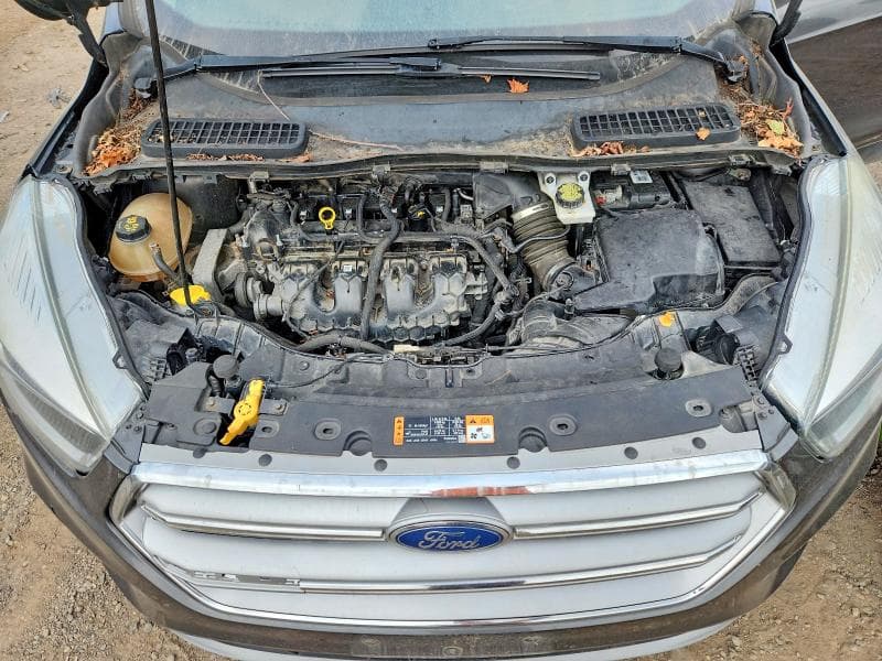 2017 FORD ESCAPE SE 12