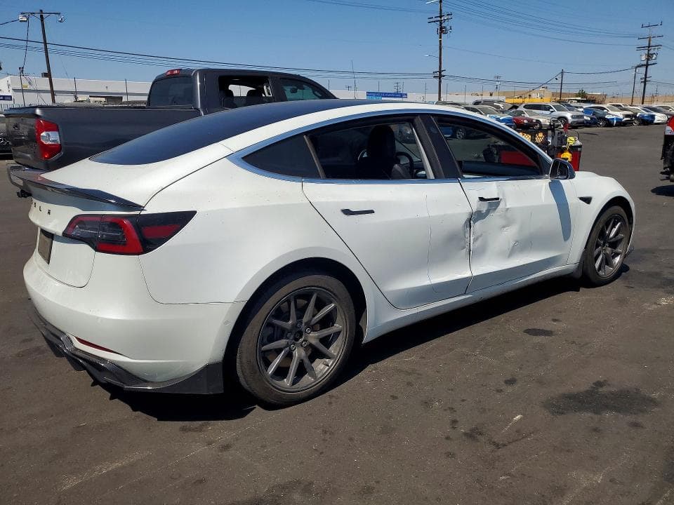 2020 TESLA MODEL 3 3