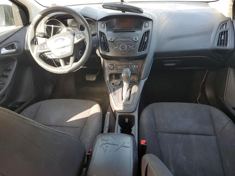 2017 FORD FOCUS SE 8