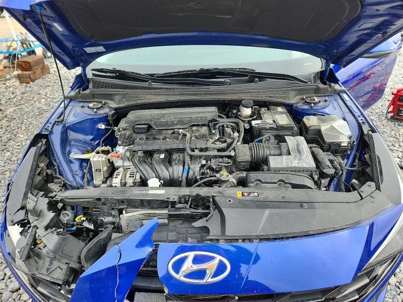 2023 HYUNDAI ELANTRA LIMITED 11