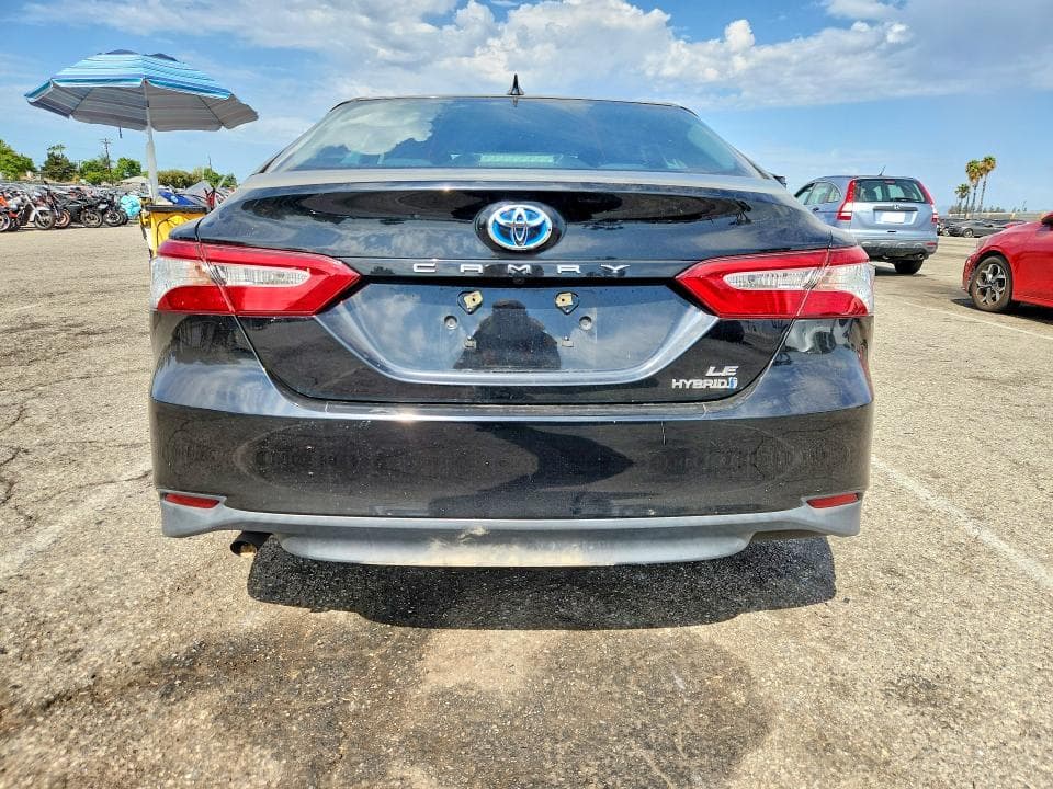 2019 TOYOTA CAMRY LE 6