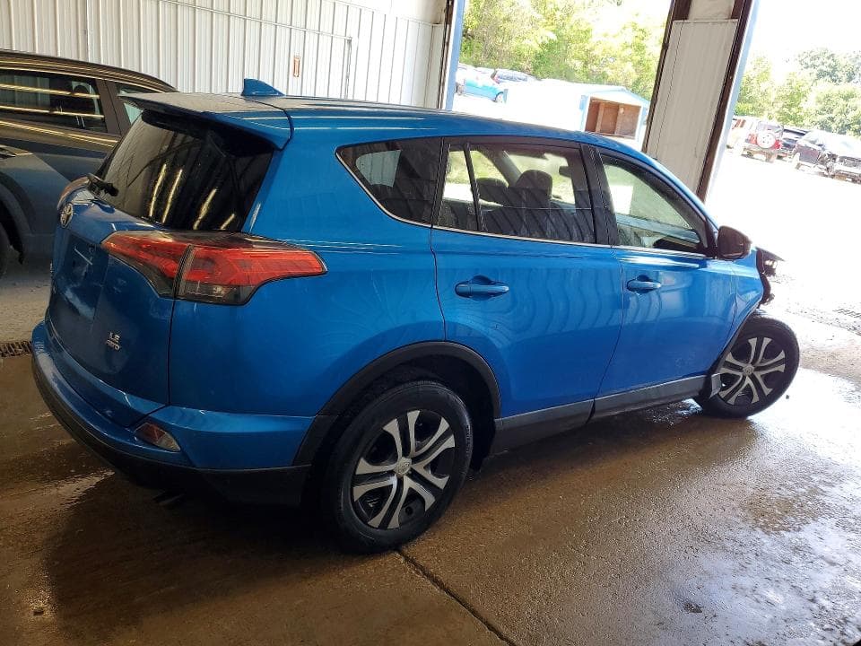 2017 TOYOTA RAV4 LE 3