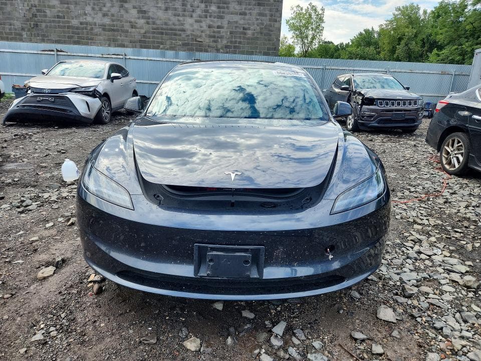 2025 TESLA MODEL 3 5