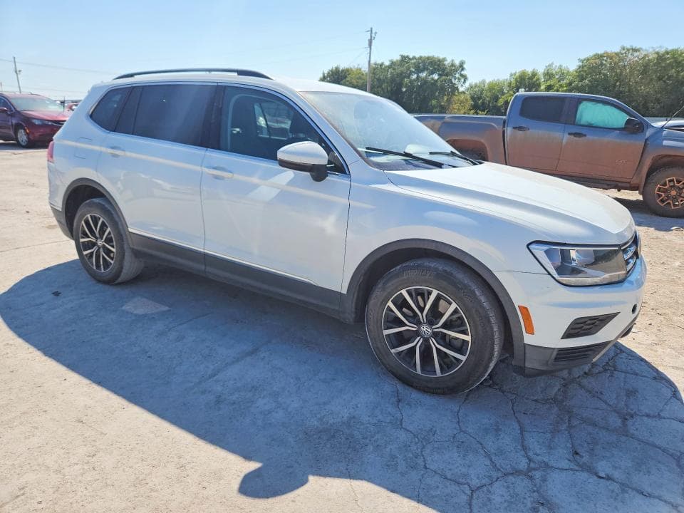 2018 VOLKSWAGEN TIGUAN SE 4