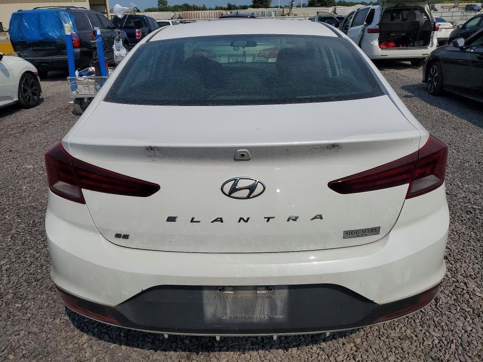2019 HYUNDAI ELANTRA SE 6