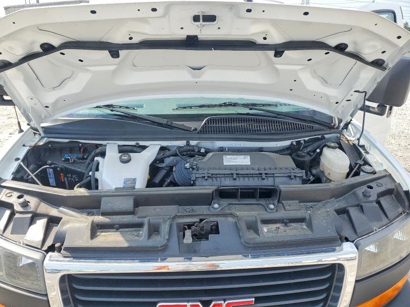 2025 GMC SAVANA CUTAWAY G3500 11