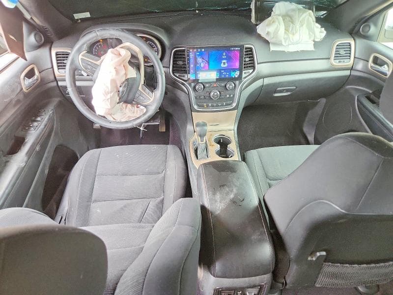 2017 JEEP GRAND CHEROKEE LAREDO 8
