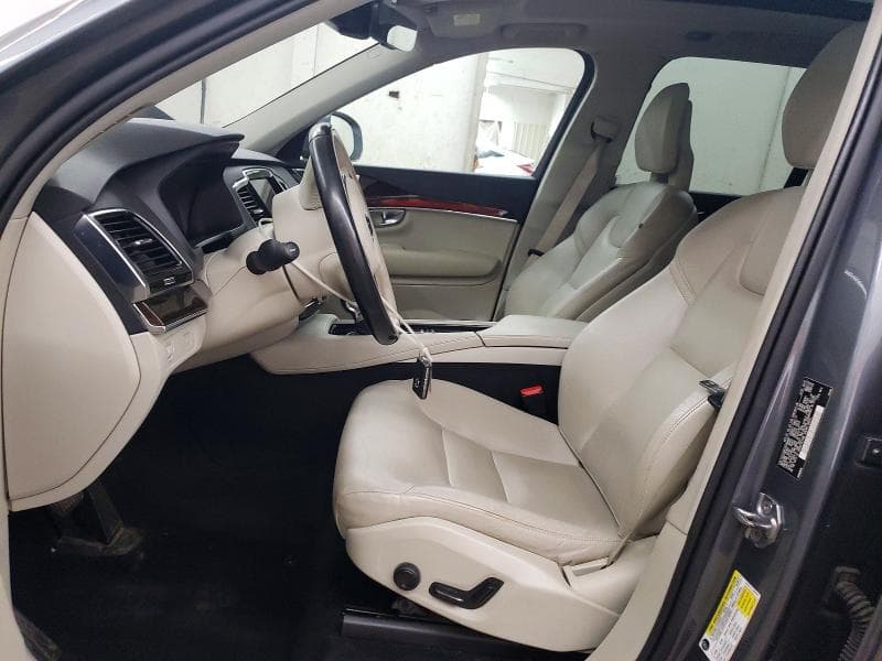 2017 VOLVO XC90 T6 7