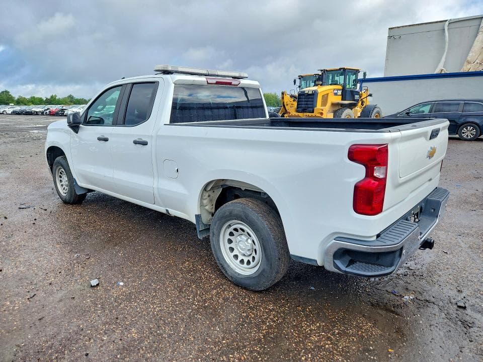 2023 CHEVROLET SILVERADO C1500 2