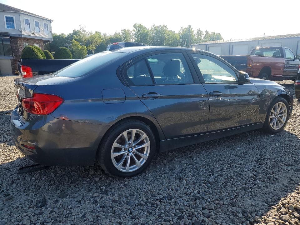 2017 BMW 320 XI 3