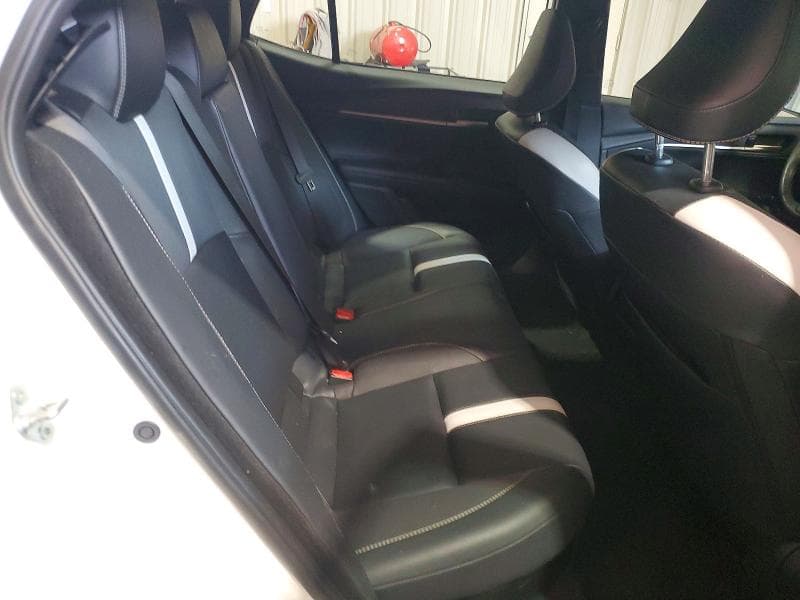 2025 TOYOTA CAMRY SE 10