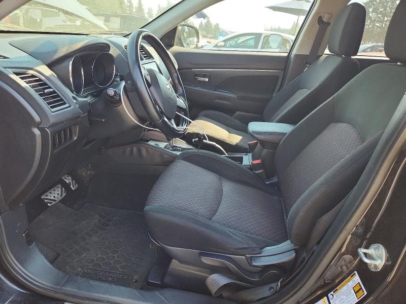 2019 MITSUBISHI OUTLANDER SPORT ES 7