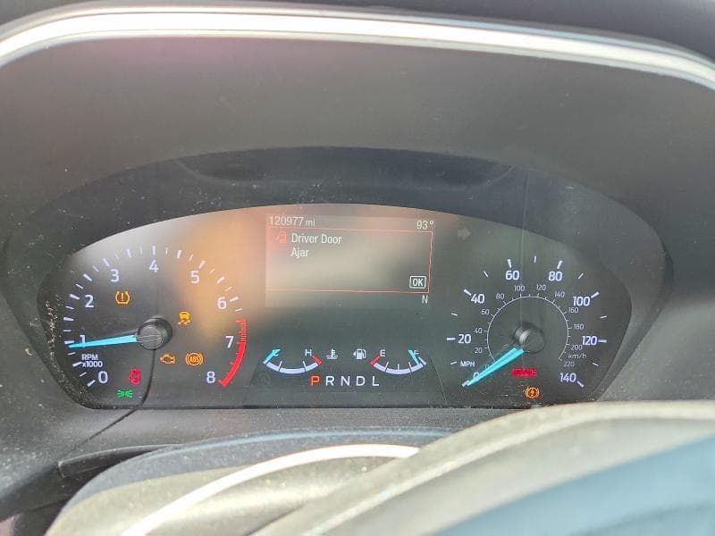 2020 FORD ESCAPE SE 9