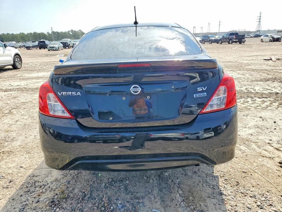 2017 NISSAN VERSA 1.6 S 6