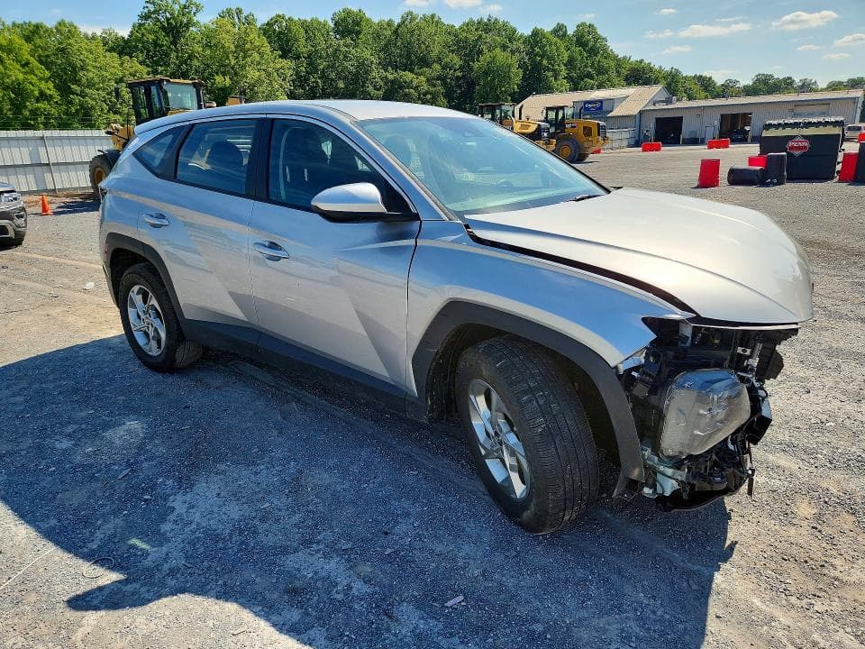2024 HYUNDAI TUCSON SE 4