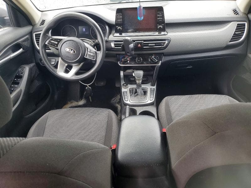2021 KIA SELTOS LX 8