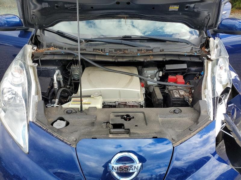 2017 NISSAN LEAF S 12
