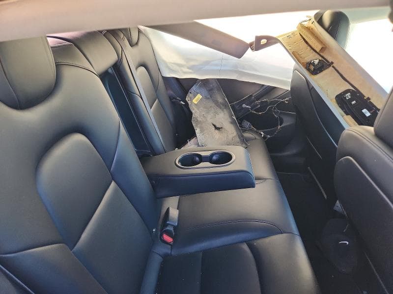2018 TESLA MODEL 3 10