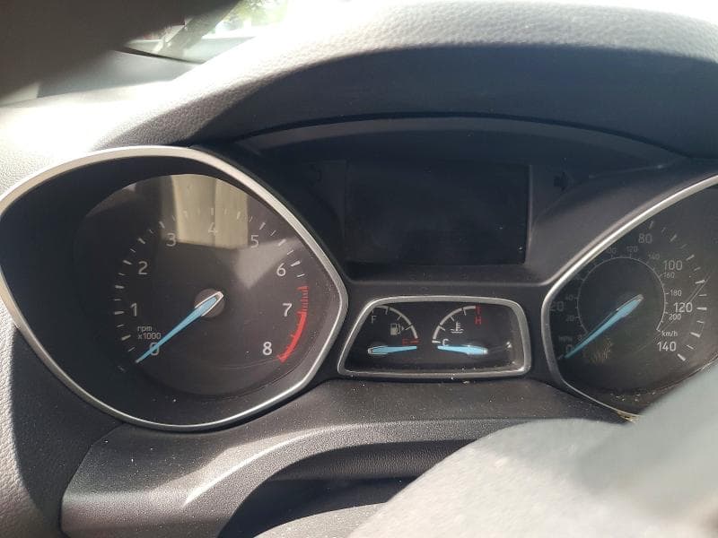 2017 FORD ESCAPE SE 9