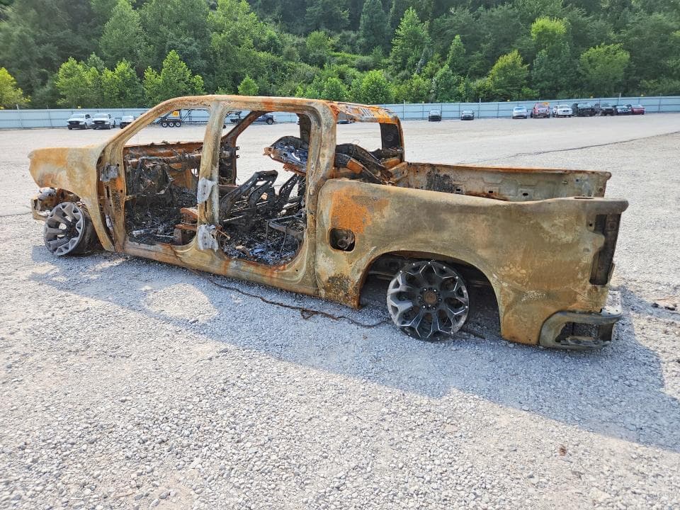 2020 CHEVROLET SILVERADO K1500 CUSTOM 2