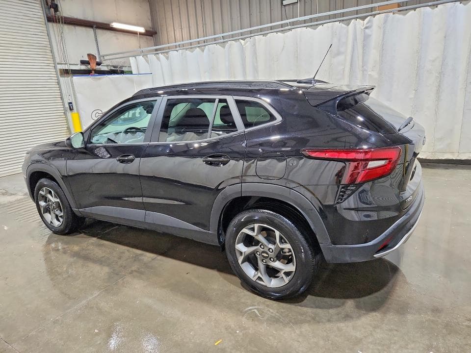 2025 CHEVROLET TRAX 1LT 2