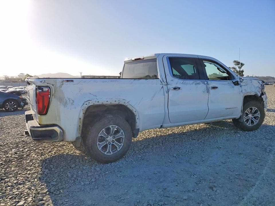 2024 GMC SIERRA K1500 SLE 3