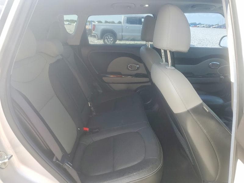 2017 KIA SOUL + 10