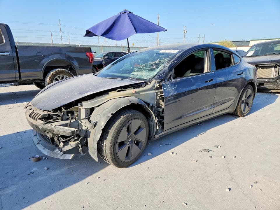 2022 TESLA MODEL 3