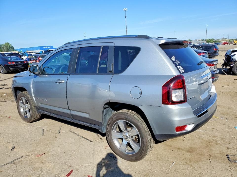 2017 JEEP COMPASS LATITUDE 2