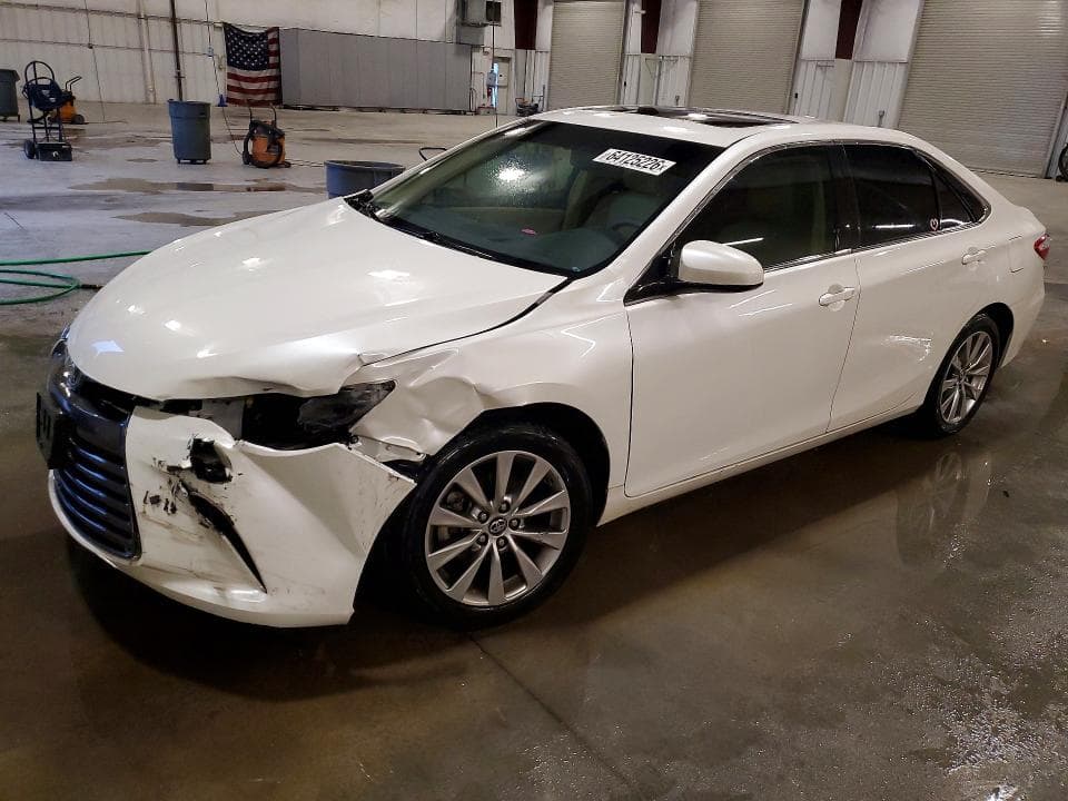 2017 TOYOTA CAMRY XLE - 1