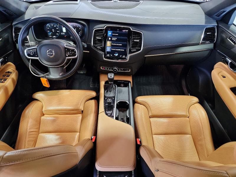 2022 VOLVO XC90 T6 INSCRIPTION 8