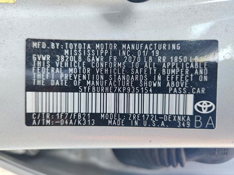2019 TOYOTA COROLLA LE 12