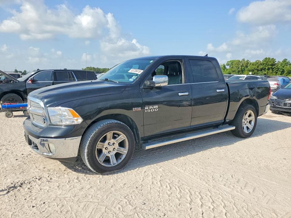 2018 RAM 1500 SLT - 1